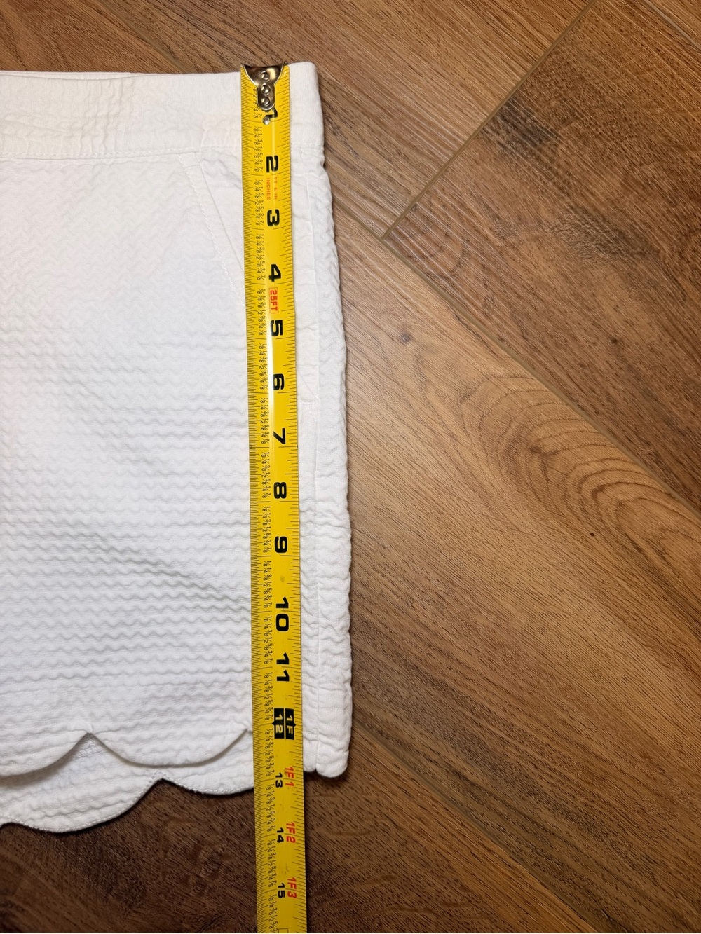 Lilly Pulitzer Buttercup Scalloped Shorts White Size 10 Preppy Jacquard Preppy - Picture 11 of 13